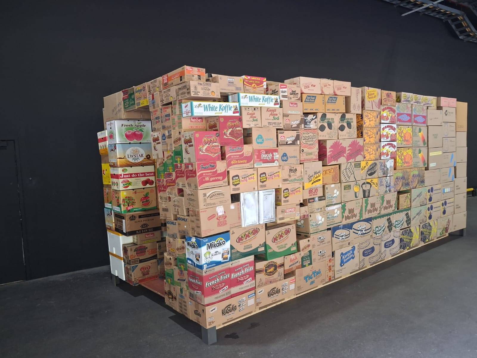 Metabolic Container side view